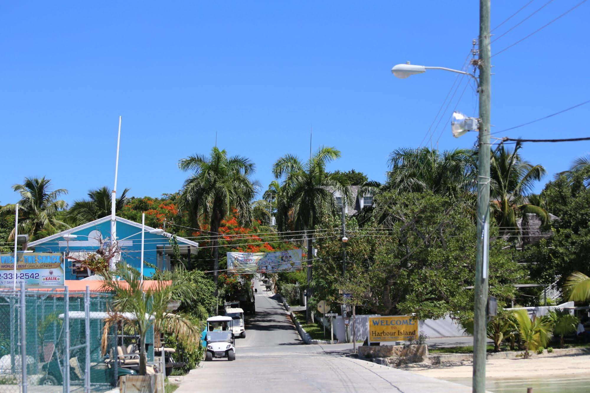 Tingum Village Hotel Dunmore Town Ngoại thất bức ảnh